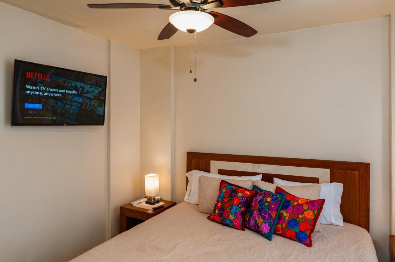 Ocean Front, 3 Bedroom, 3 Bathroom, Casa Natalia, Playa Esmeralda Puerto Vallarta Extérieur photo