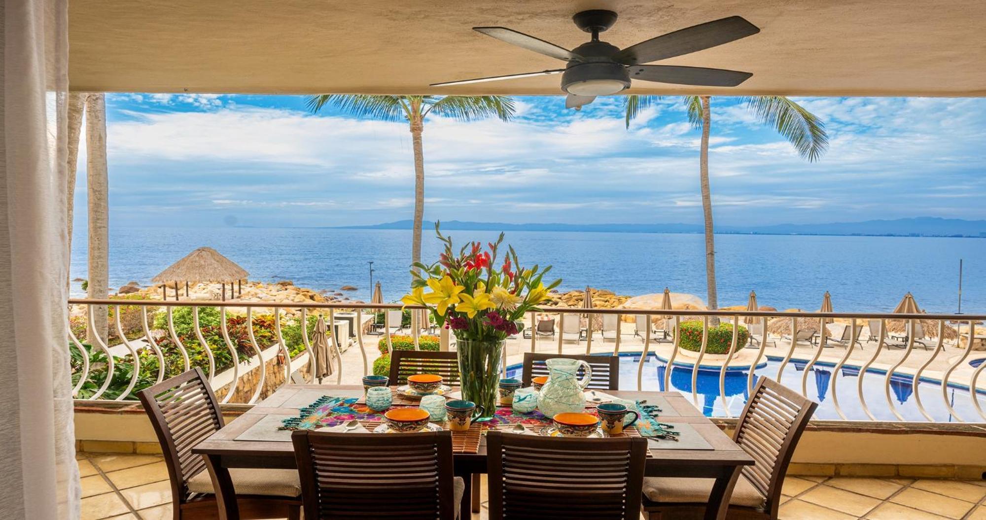 Ocean Front, 3 Bedroom, 3 Bathroom, Casa Natalia, Playa Esmeralda Puerto Vallarta Extérieur photo