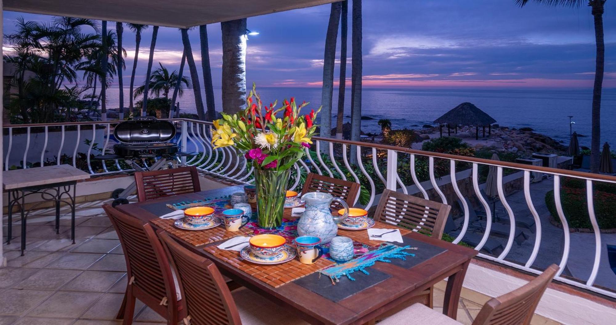 Ocean Front, 3 Bedroom, 3 Bathroom, Casa Natalia, Playa Esmeralda Puerto Vallarta Extérieur photo