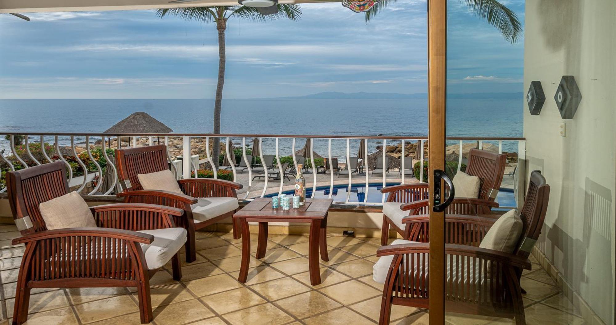 Ocean Front, 3 Bedroom, 3 Bathroom, Casa Natalia, Playa Esmeralda Puerto Vallarta Extérieur photo